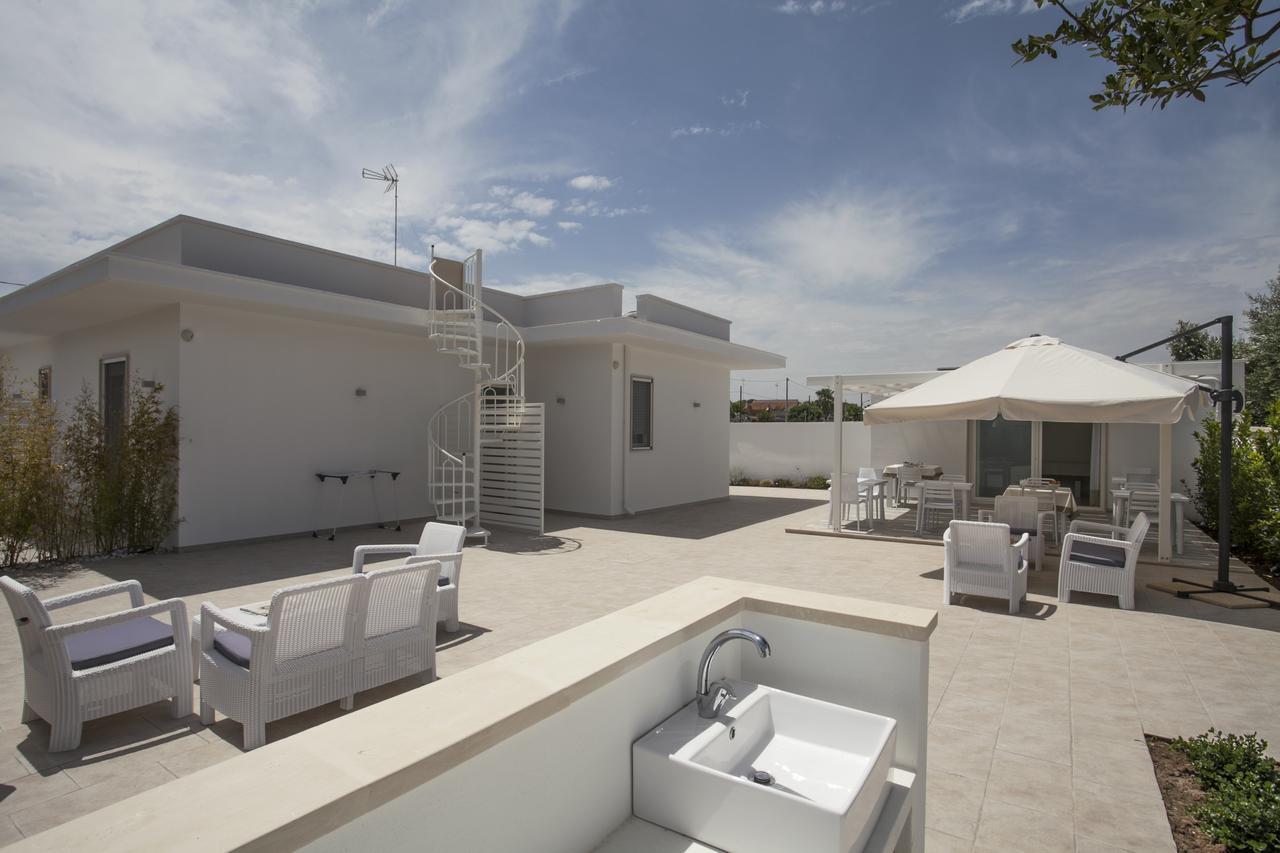 Filo Di Vento Hotel Porto Cesareo Exterior foto